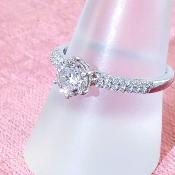 Simulated Diamond Ring Swarovski Gemstones™ 1.75 Carats Size 8 - Picture 6 of 7